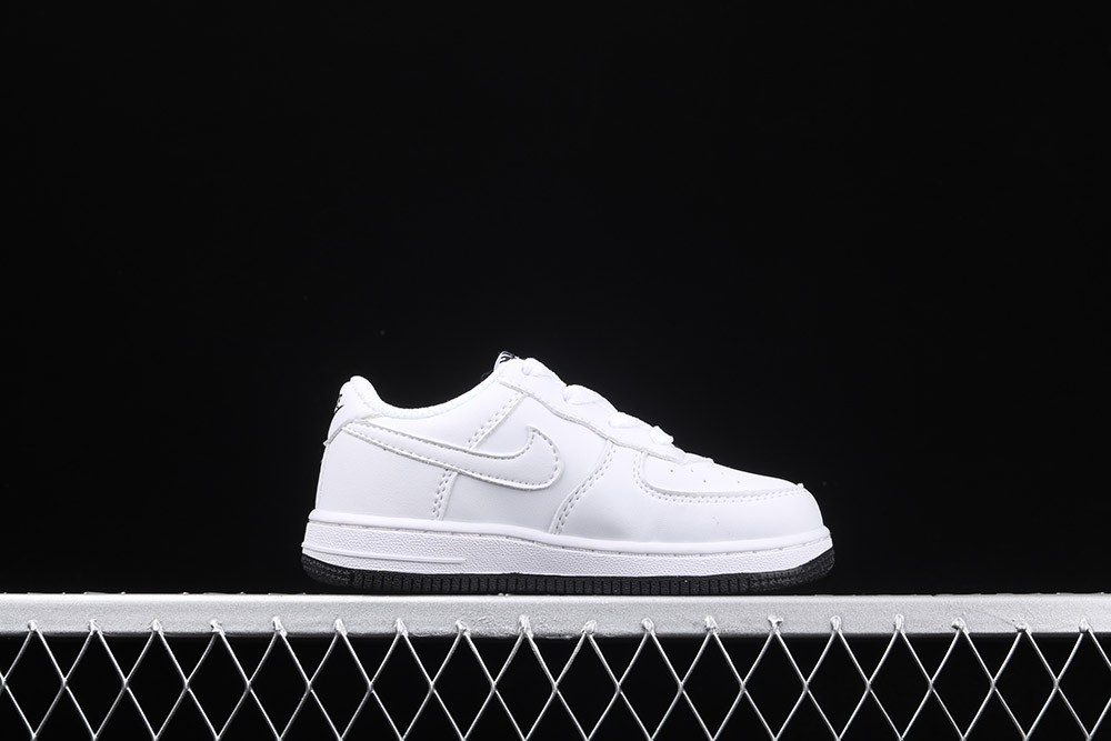 have a nike day kids shoes