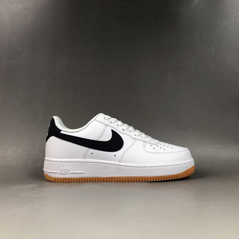 white and black air force 1 gum bottom