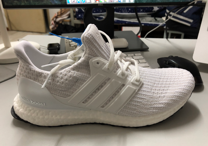 ultra boost white 3.0 vs 4.0