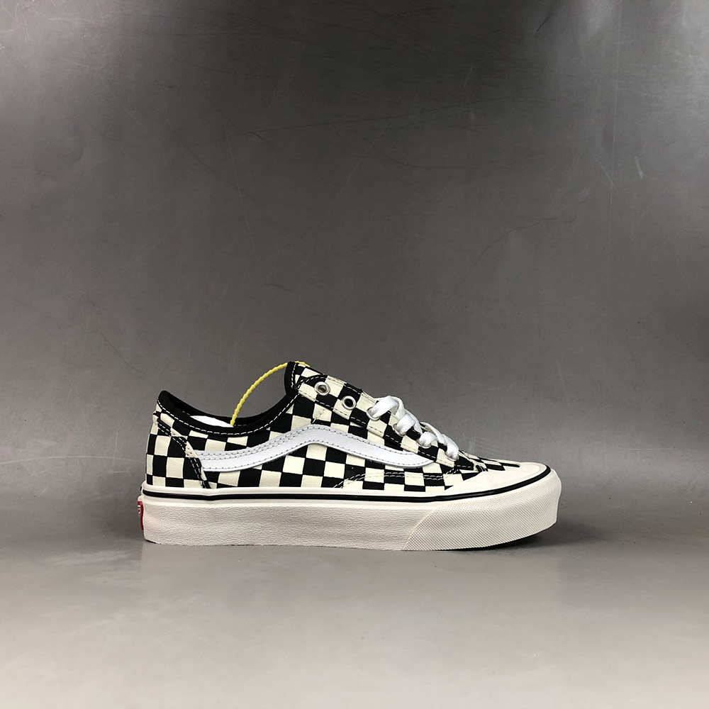 vans white line