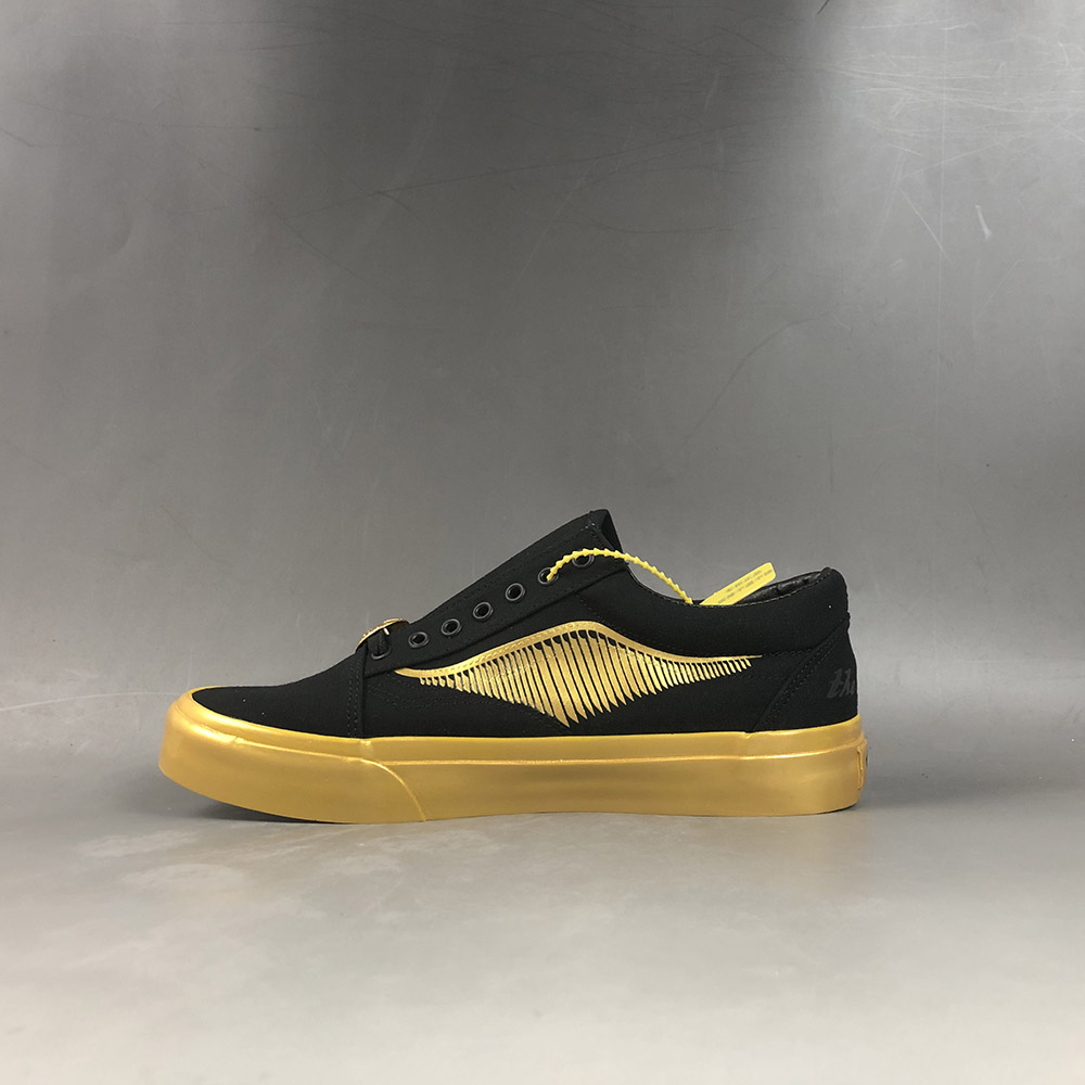vans x harry potter old skool golden snitch skate shoe