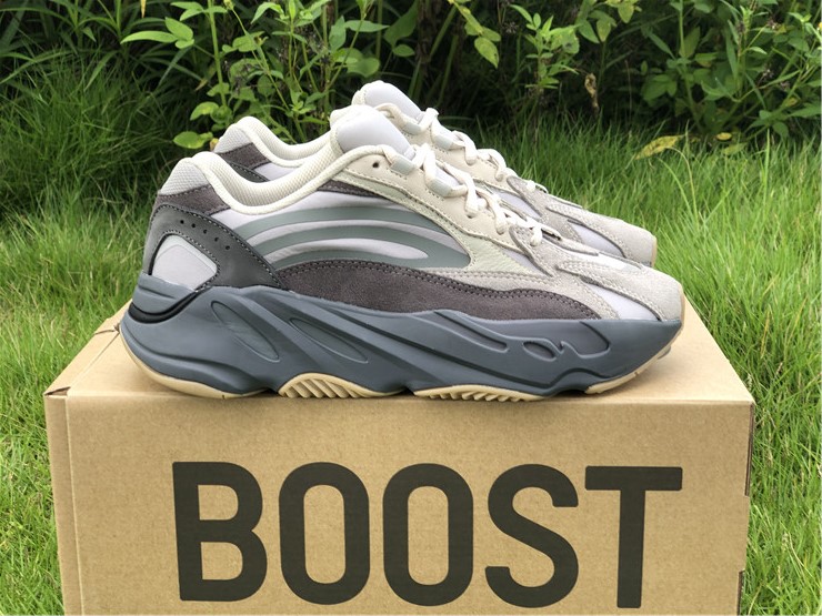 adidas yeezy boost 700 v2 tephra fu7914