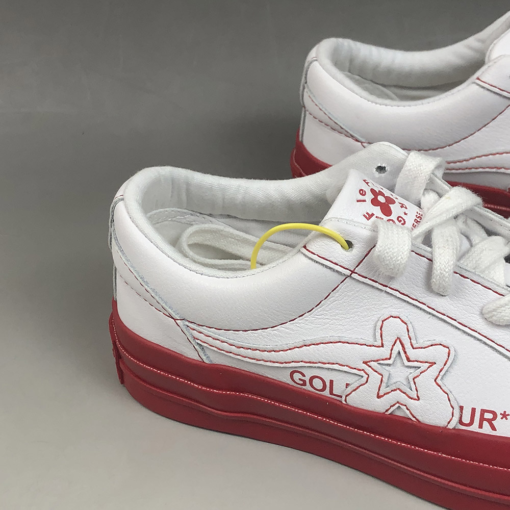 golf le fleur red and white