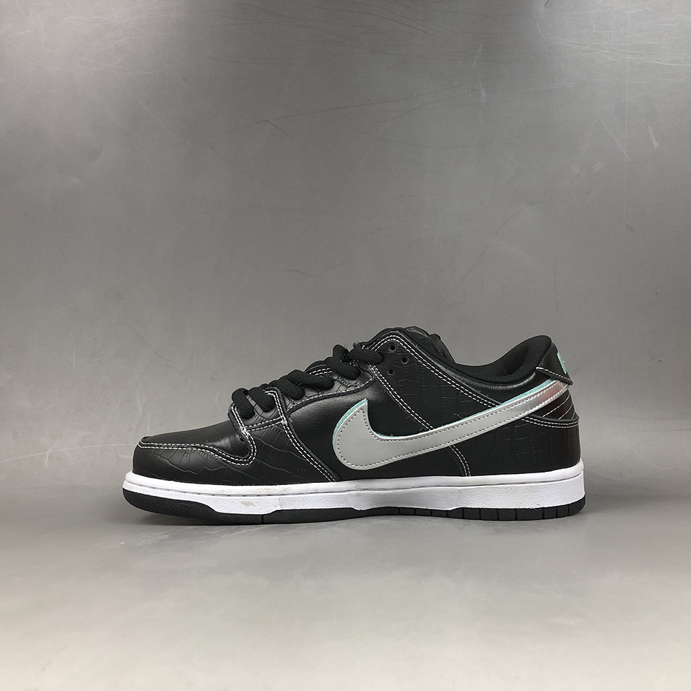 Diamond Supply Co. x Nike SB Dunk Low “Black Diamond” For Sale – The Sole Line