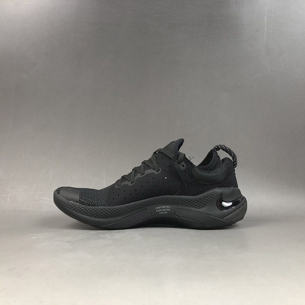 nike running triple black