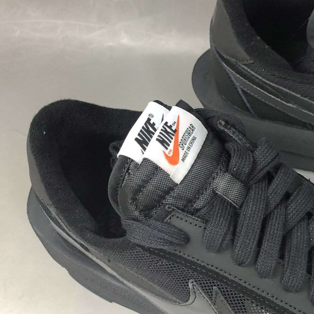 sacai x nike ldv waffle triple black
