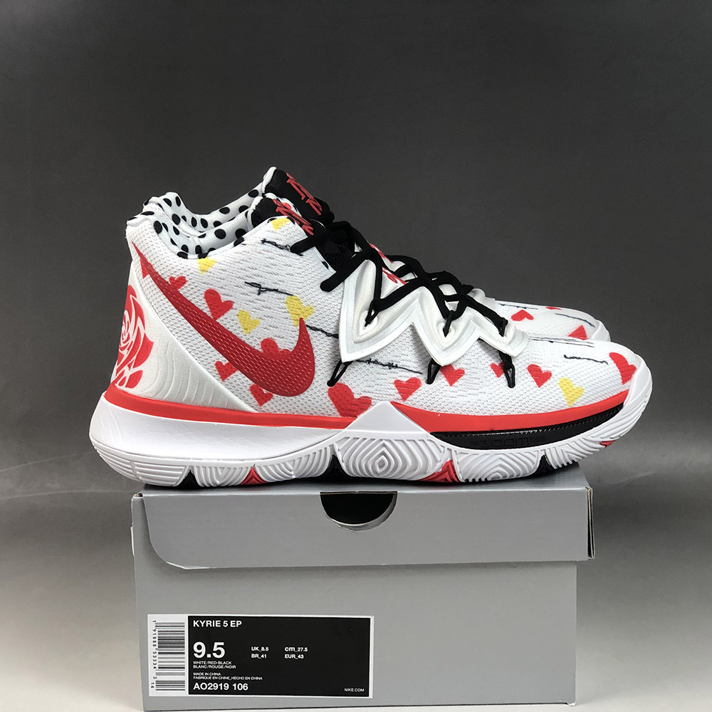 kyrie 5 sneaker room