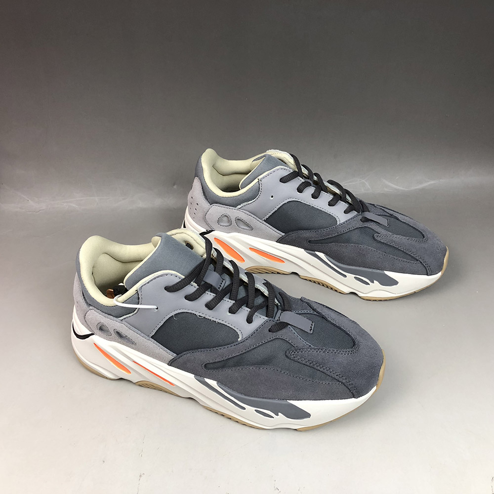 adidas yeezy 700 colori disponibili