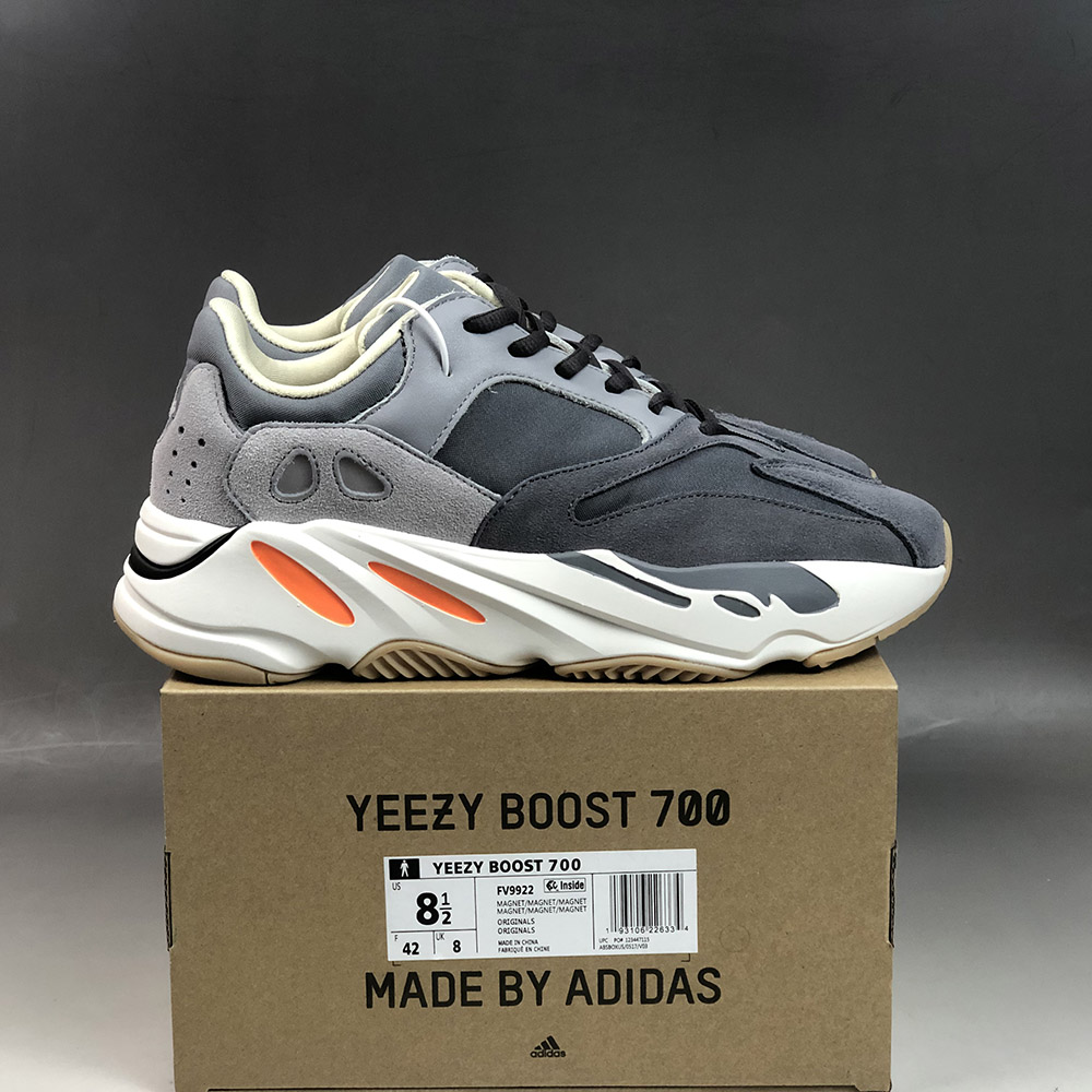 yeezy magnet 700