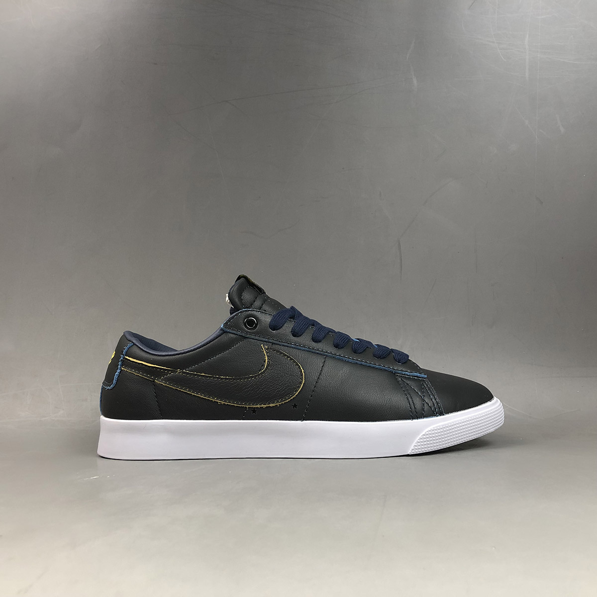 nike sb x nba blazer