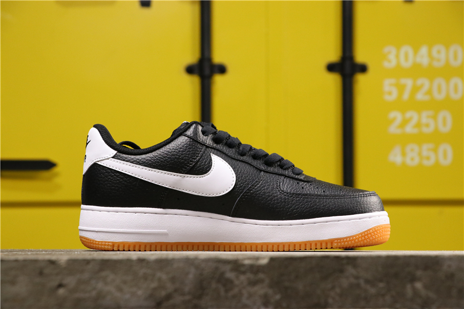 nike air force 1 black with gum sole