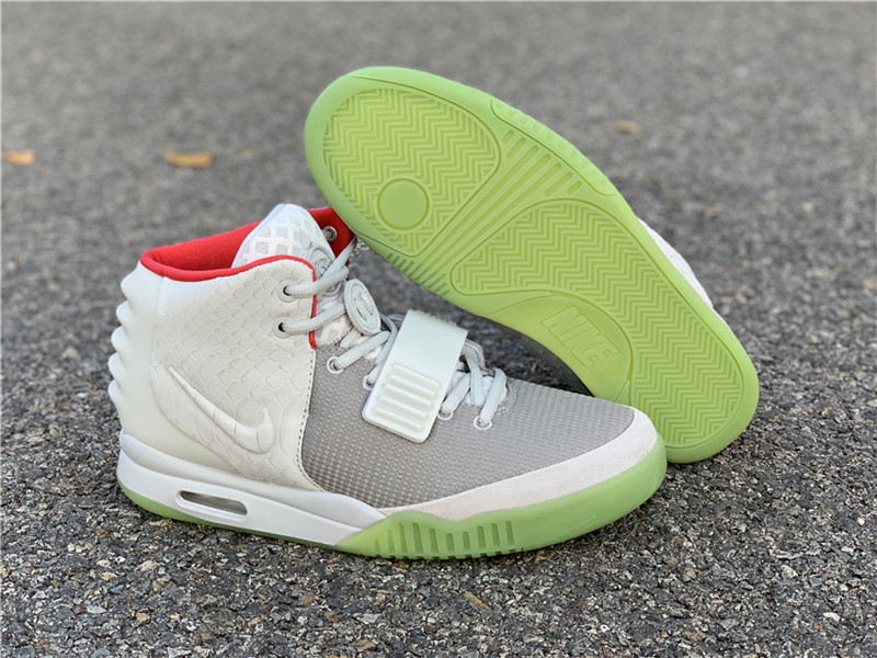 pure platinum yeezy