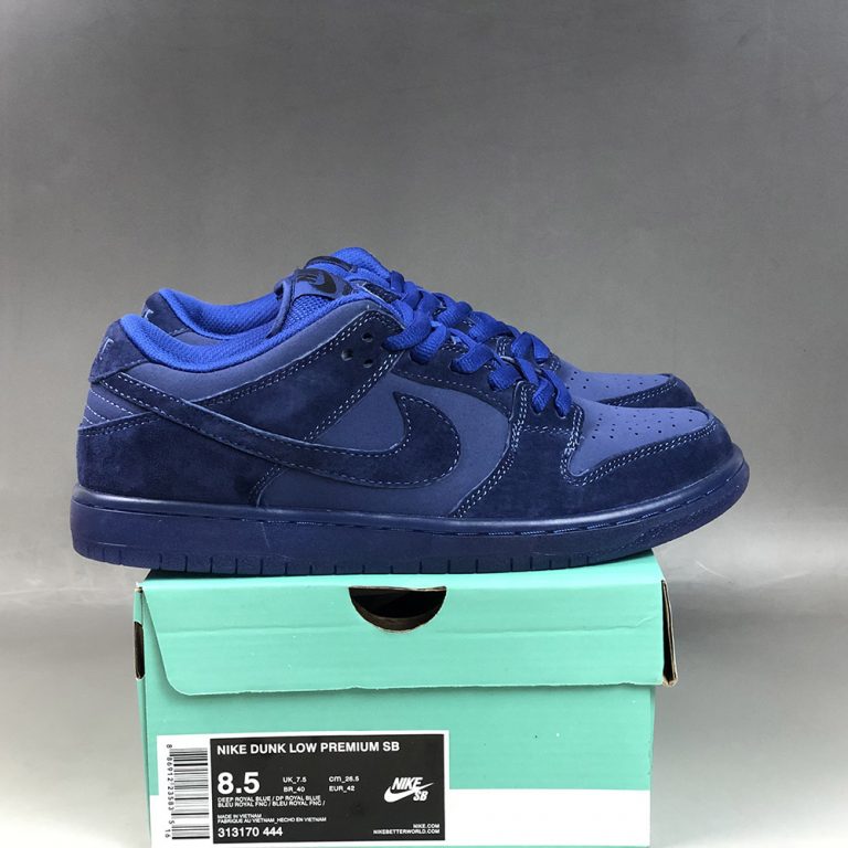 dunk low blue moon