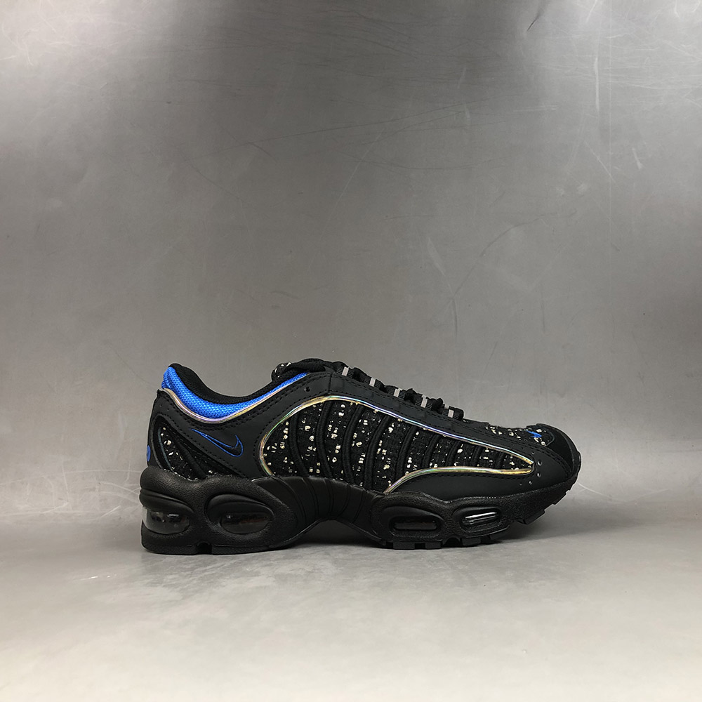 air max tailwind supreme