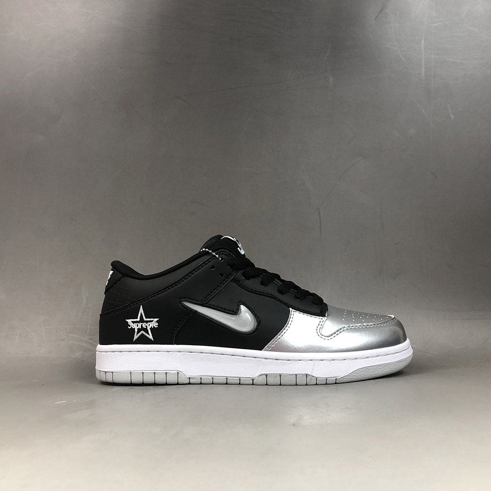 supreme dunk silver