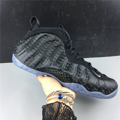 nike foamposite black metallic silver