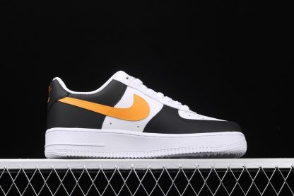 nike air force 1 taxi