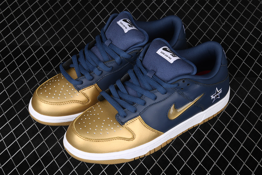 Supreme x Nike SB Dunk Low Metallic Gold/Metallic Gold-Navy-White For Sale – The Sole Line