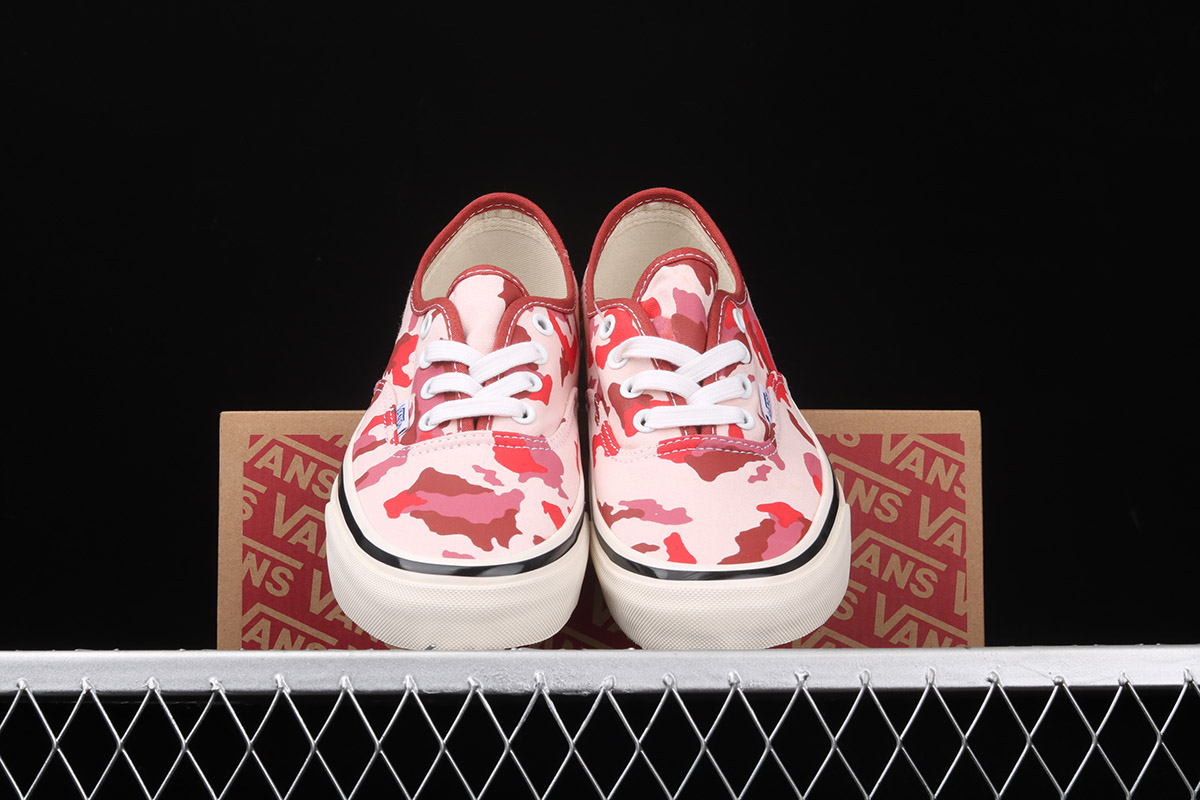vans pink camo