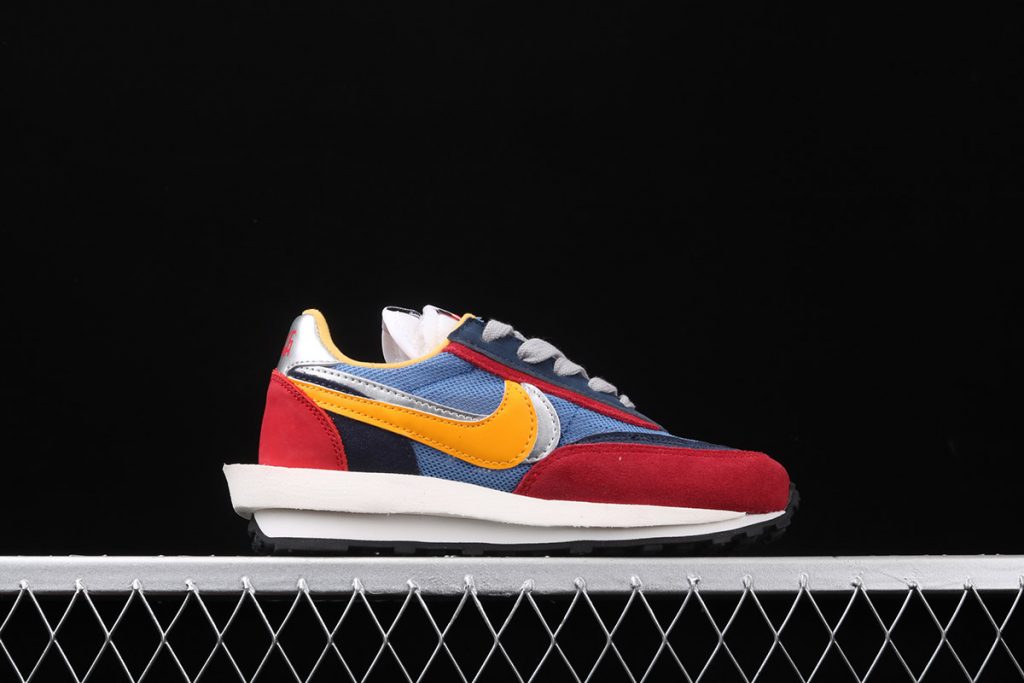 kids nike sacai