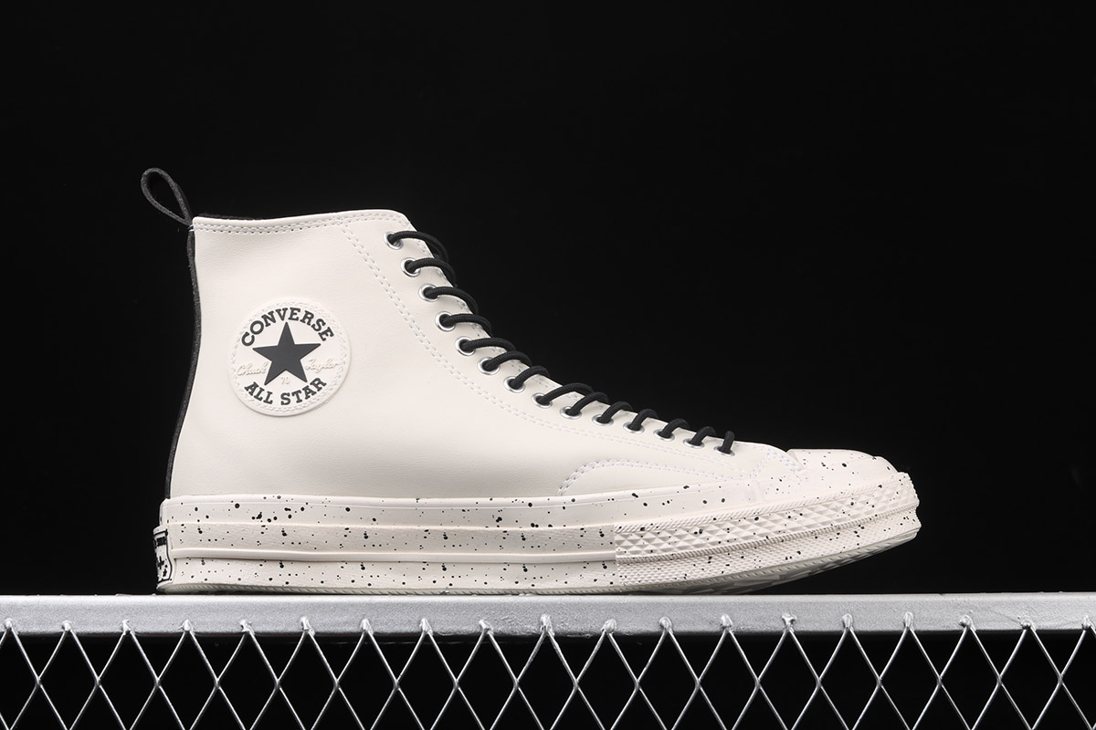 soho survivor chuck 70 white