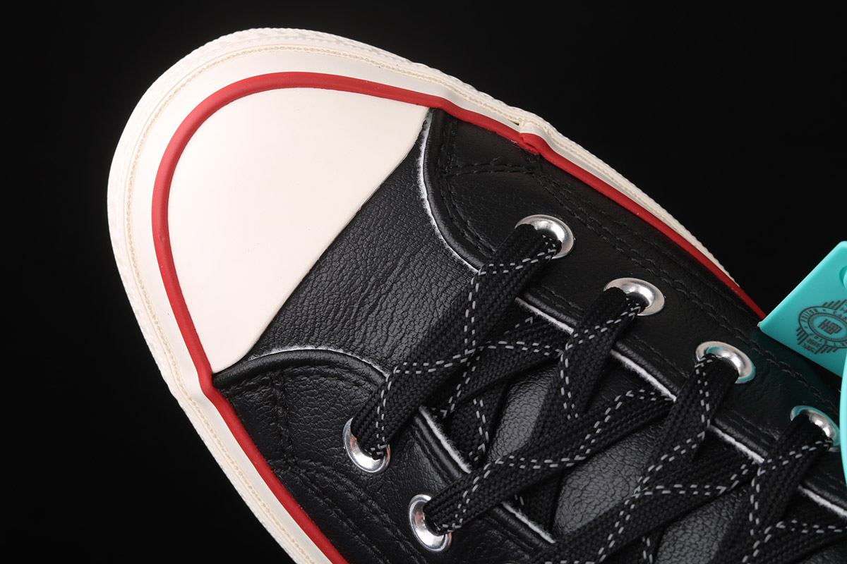 converse black red