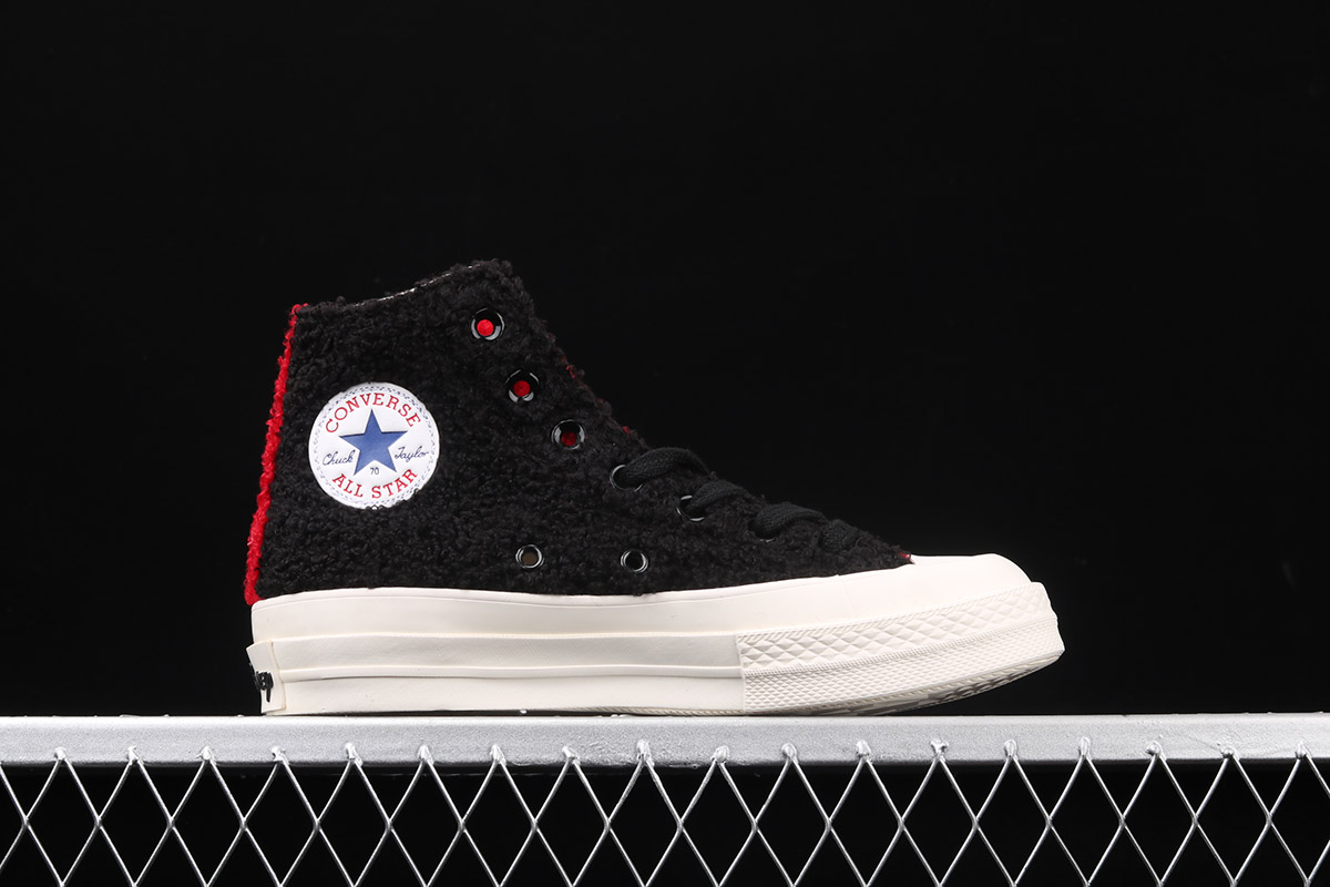 KITH-X-Disney-X-Converse-Chuck-70-Fleece-Mickey-Mouse-For-Sale-1