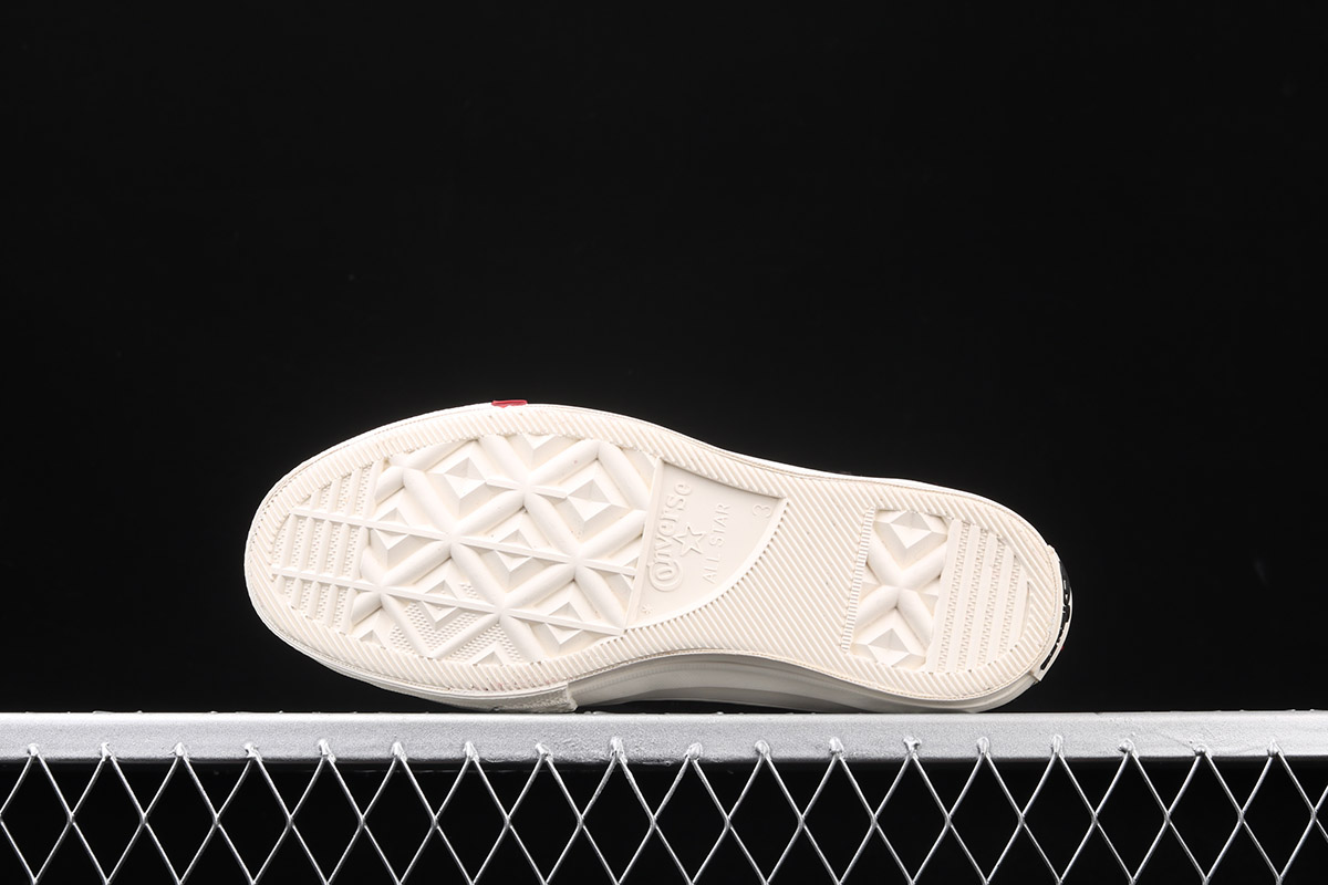 KITH-X-Disney-X-Converse-Chuck-70-Fleece-Mickey-Mouse-For-Sale-2