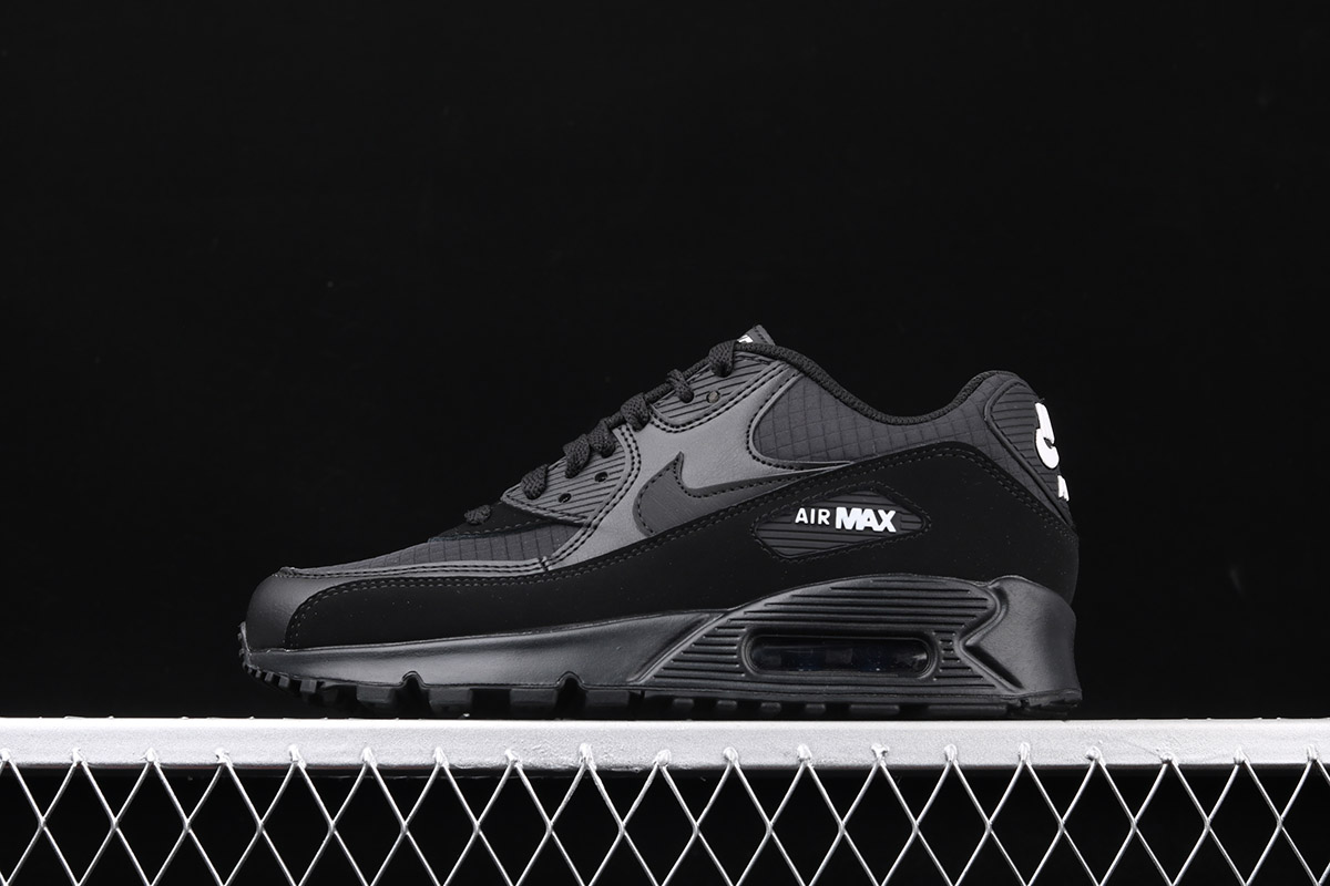 nike air max 90 essential black and grey