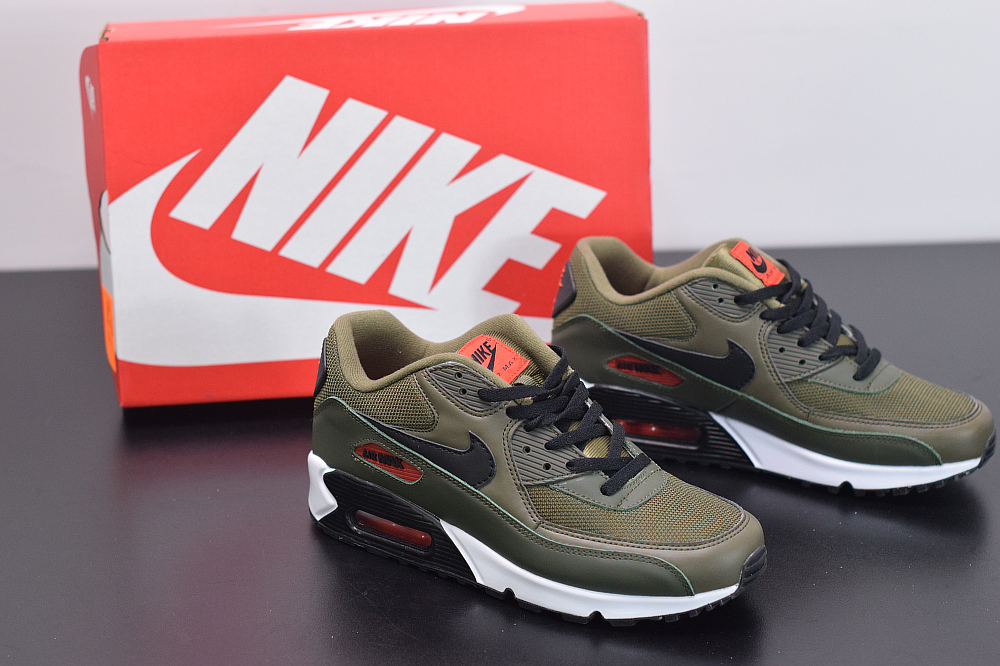 nike air max 90 essential black and red