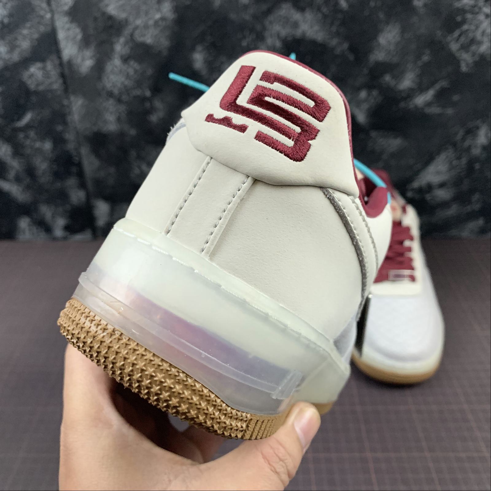 Nike-Air-Force-1-Low-Supreme-Max-Air-Neutral-Grey-Team-Red-White-8