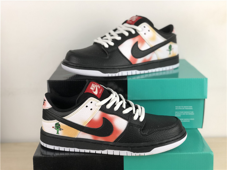 nike sb dunk low raygun black