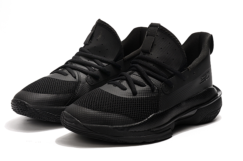 curry 6 triple black