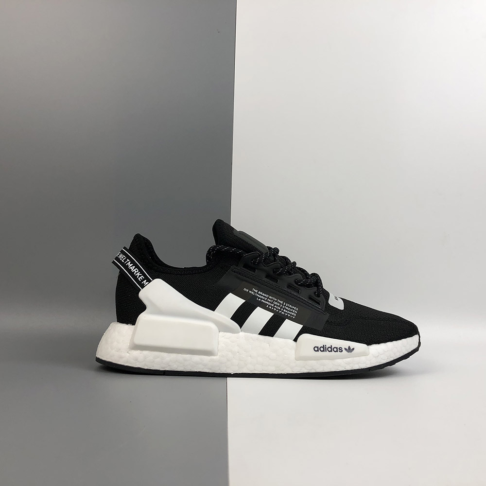 black white nmd r1