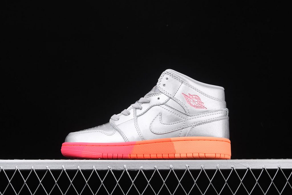 2019 Air Jordan 1 Mid SE Crimson Tint/Hyper Pink Girls Size For Sale