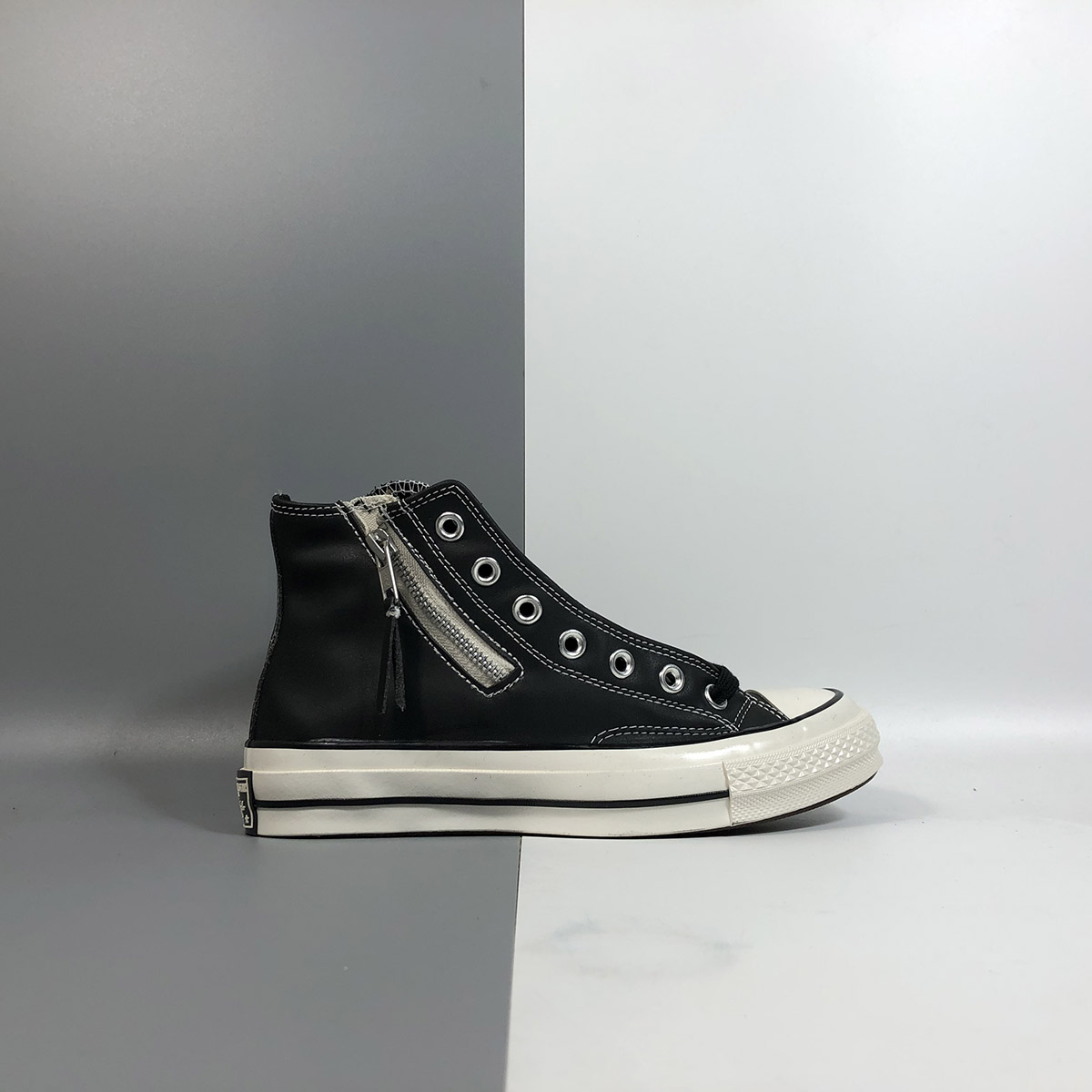 Converse Leather Side Zip Chuck 70 