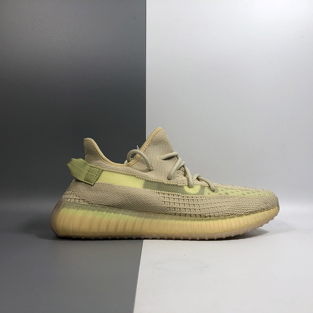 yeezy boost 350 v2 clay foot locker