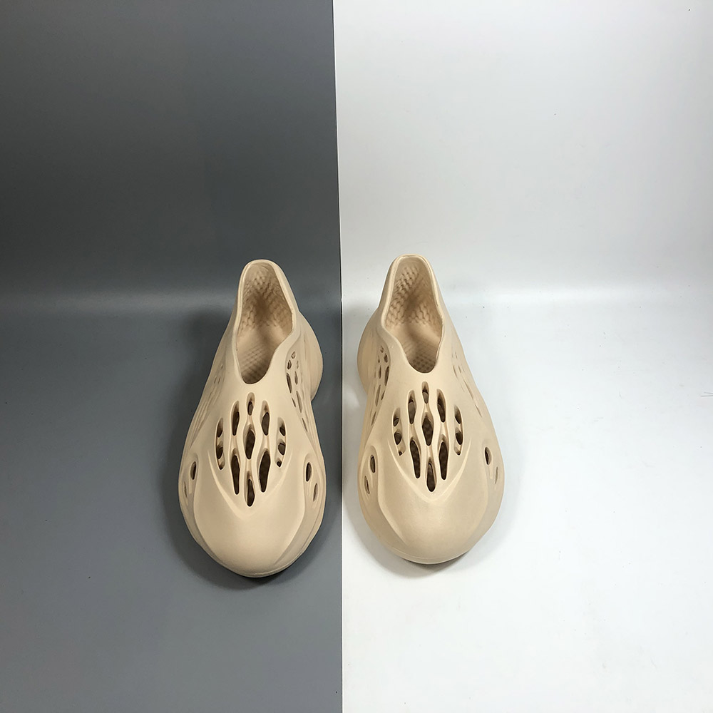 foam runner tan