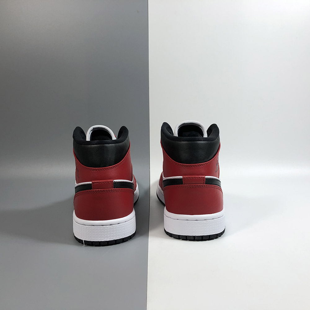 Air Jordan 1 Mid “Chicago Black Toe” For Sale Air Jordan 1 Mid “Chicago Black Toe” For Sale