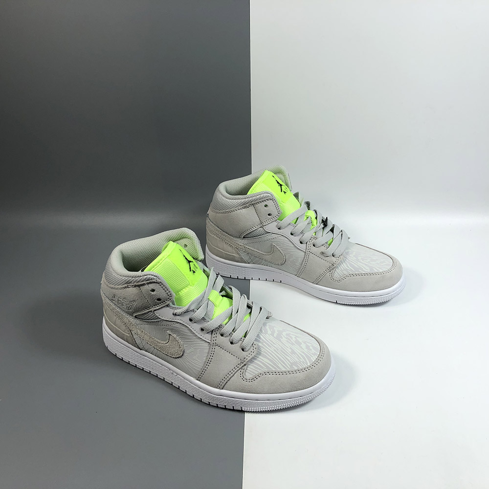 Air Jordan 1 Mid Vast Grey/Ghost Green-White For Sale – The Sole Line