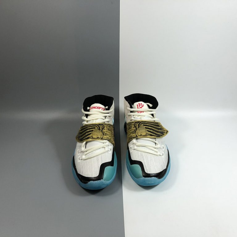 kyrie mummy shoes