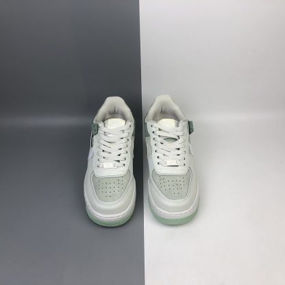 nike air shadow spruce