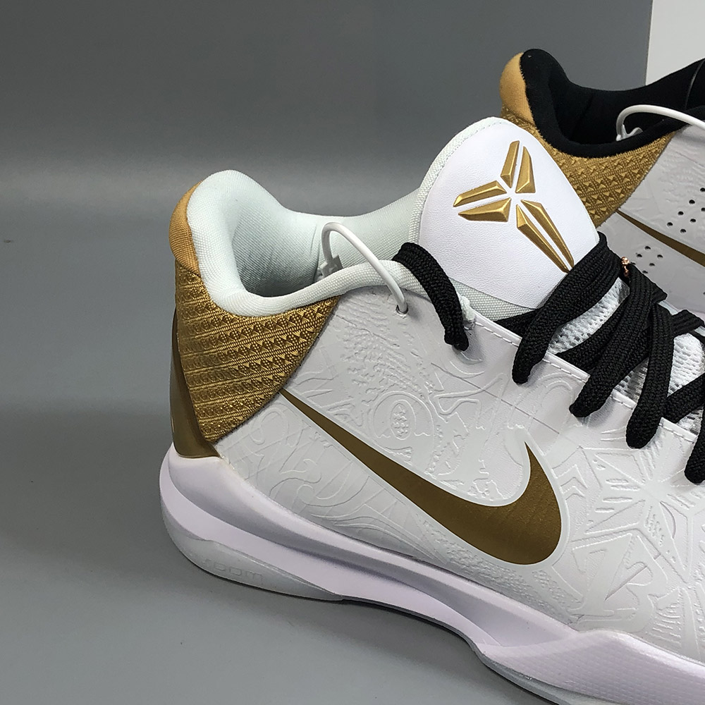 kobes white and gold