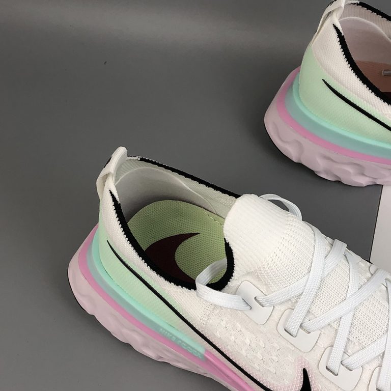 nike react infinity run iced lilac