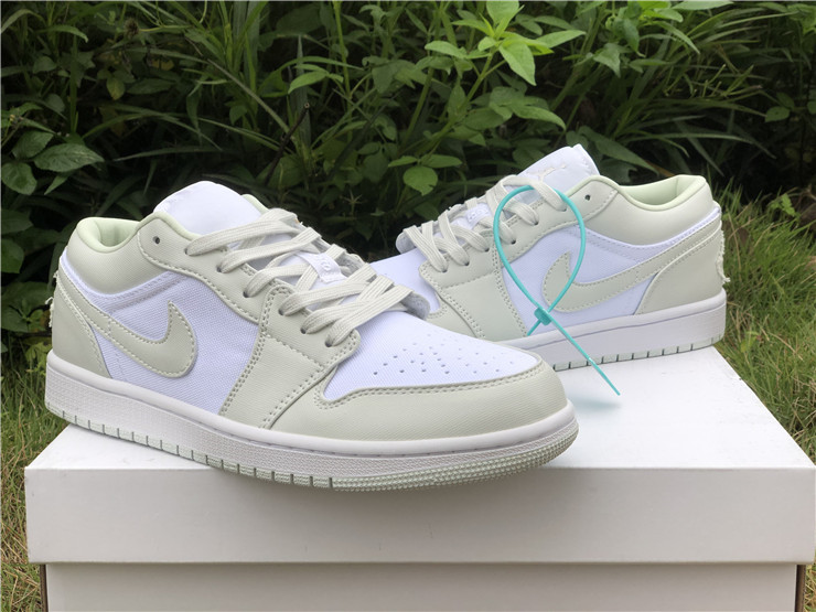 women's air jordan 1 low spruce aura