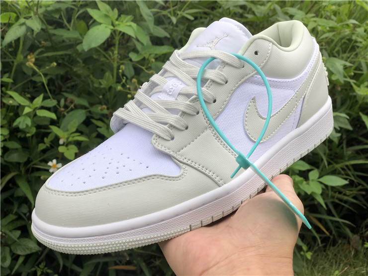 women's air jordan 1 low spruce aura