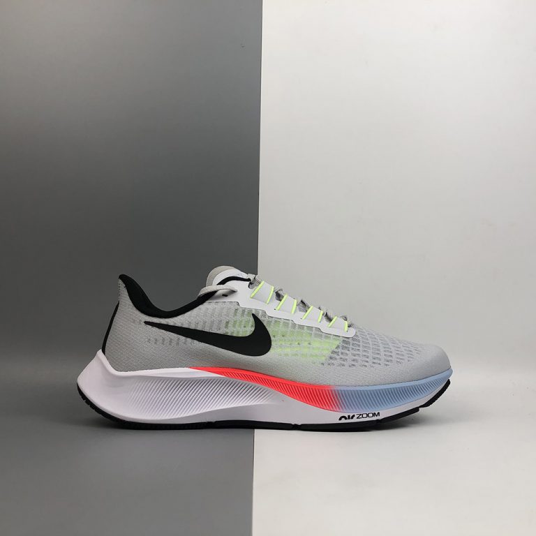 pegasus 37 white
