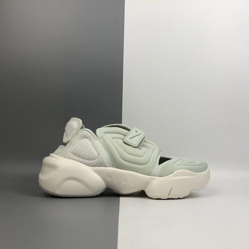 nike aqua rift sail