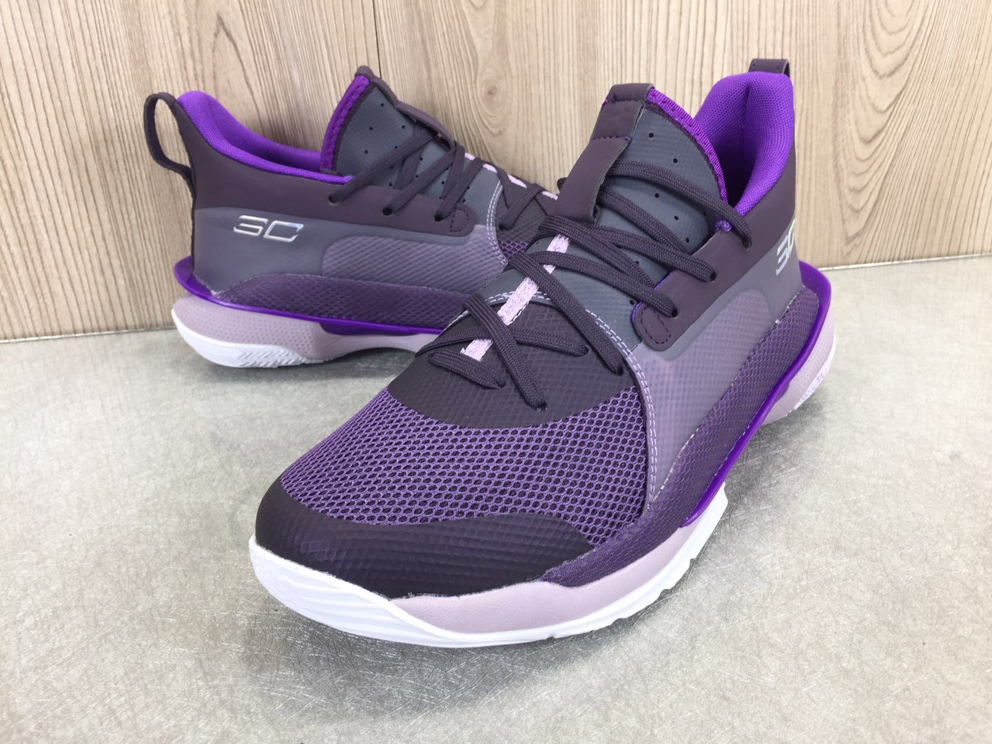 womens curry 7