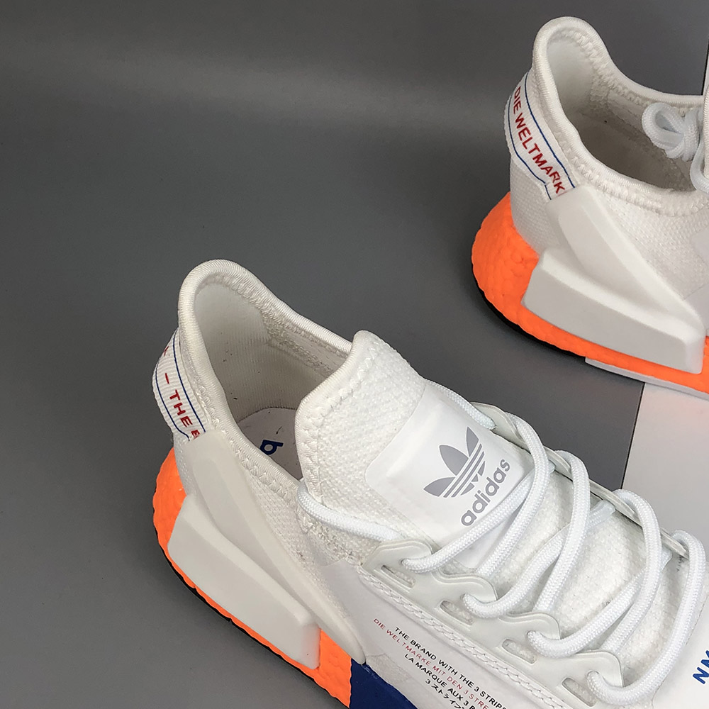 nmd r1 v2 cloud white